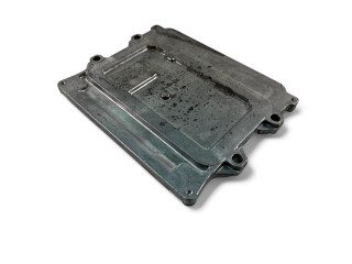 Блок управления двигателем Блок управления 32313937   Volvo XC90