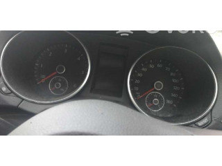 Панель приборов 5K0920960N Volkswagen Golf VI