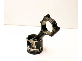 Píst Opel Vivaro R9M 413