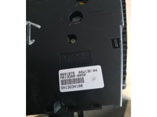 Блок управления климат-контролем 8691876, 04W13E04   Volvo V70