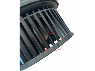 Вентилятор печки    4M1820021B, 4M1820021A   Audi Q8