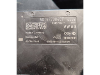 Блок комфорта 5Q0937084CF Skoda Superb B8 (3V)