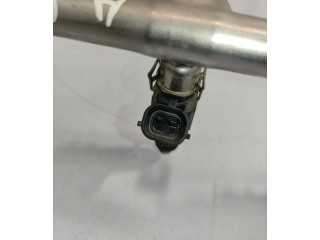 Vstřikovací lišta 077133681AA Audi A8 S8 D3 4E