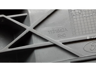 Отделка внутренней панели