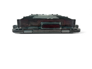 Блок управления двигателем ECU