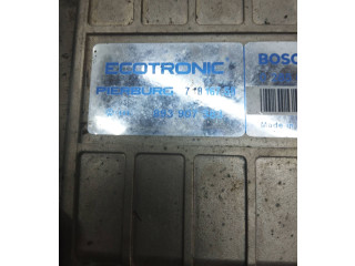 Блок управления двигателя 71816759, 893907383   Volkswagen Golf II