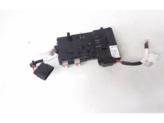 Блок предохранителей 31337182 Volvo V60