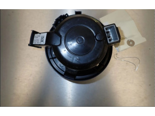 Вентилятор печки 272102302R Renault Twingo III