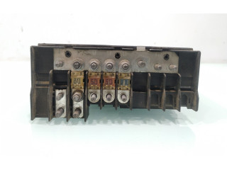 Блок предохранителей 1K0937125A   Volkswagen Caddy    