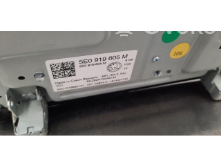 Дисплей    5E0919605M   Skoda Octavia Mk3 (5E)