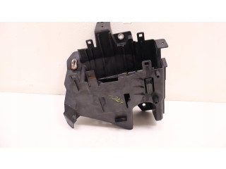 Блок предохранителей 68141842AA   Jeep Grand Cherokee    