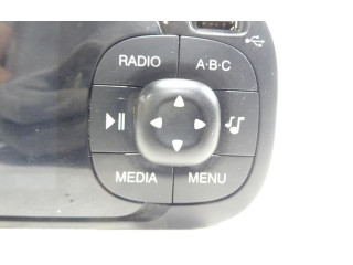 Радио/ проигрыватель CD/DVD / навигация 735716641   Fiat Panda III