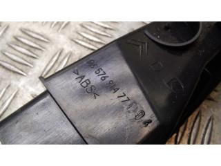 Боковая воздушная решётка