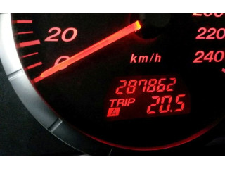 Топливная рампа RF136B0C, RF136B0C   Mazda MX-6   для двигателя RF5C