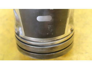 Píst Peugeot 307
