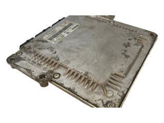 Блок управления двигателя 8200296435, 1039S01760 Mitsubishi Carisma