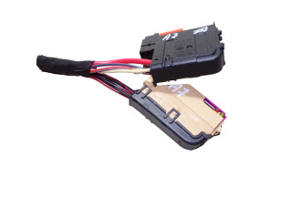 Блок предохранителей    Audi A3 S3 8L    