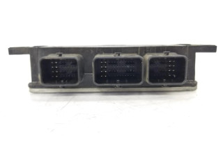 Блок управления двигателя 8200911568, R0410B036D Dacia Logan I