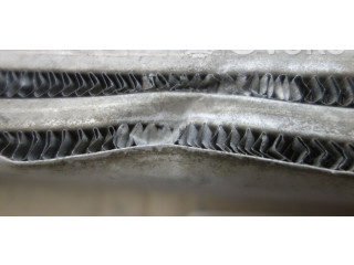 Интеркулер SH0113565 Mazda 3