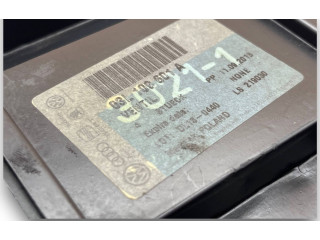 Zámek zadních dveří S275, 03L109601A Audi A1 2014