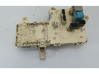 Блок предохранителей  8921153030, 8921153030   Lexus IS 200-300    