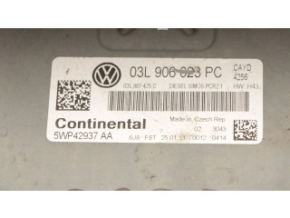 Řídící jednotka 03L906023PC Volkswagen Caddy 2013
