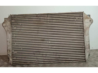 Интеркулер Toyota Corolla Verso E121