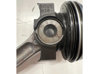 Píst H585830, H585 Nissan X-Trail T32 R9N