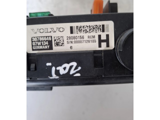 Блок предохранителей 30786646, 07W134   Volvo V70    