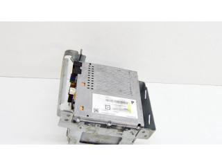 Радио/ проигрыватель CD/DVD / навигация