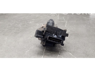 Ручка стеклоочистителей Mitsubishi Space Wagon