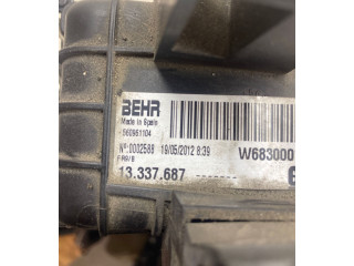 Радиатор интеркулера 13283253, 13283253 Opel Meriva B 2010 - 2016 года