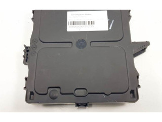 Pojistková skříňka 284B10364R Renault Captur 2019