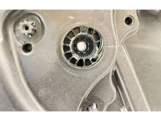 Zámek zadních dveří 30753328 Volvo XC60 2015