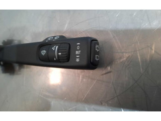 Ручка стеклоочистителей 31456042   Volvo V70