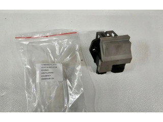 Вентилятор радиатора     255505343R    Renault Clio IV 