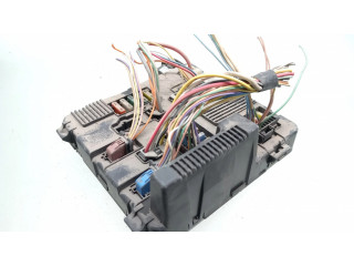 Блок предохранителей 8200306032, 8200306032B Renault Scenic II - Grand scenic II