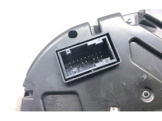 Панель приборов 6V0920700B   Skoda Fabia Mk3 (NJ)       