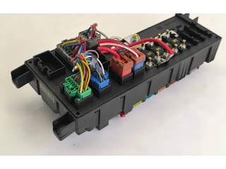 Блок предохранителей 518788104, 8678449   Volvo V70    