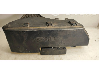 Блок предохранителей  9494210, 9404211   Volvo V70    