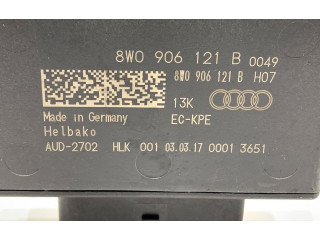 Блок управления 8W0906121B   Audi A5