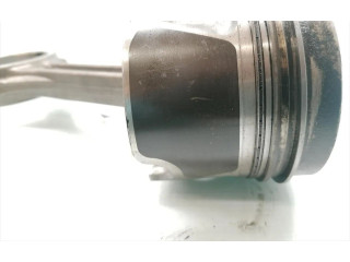 Поршень с шатуном DFSD Volkswagen Caddy