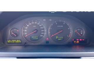 Панель приборов 30746101, 331000KM   Volvo XC90       