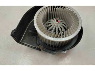 Вентилятор печки 6R1819015A Skoda Fabia Mk3 (NJ)