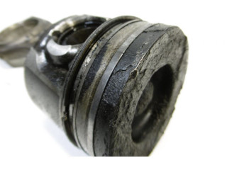 Píst Peugeot 206 CC 8