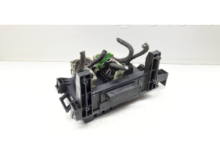 Блок предохранителей 7140179830, 16238AC   Chrysler 300 - 300C    