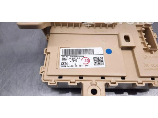 Блок предохранителей  91951J7940   Mercedes-Benz 206 307    