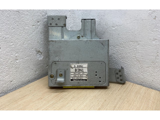 Řídící jednotka B3N118881A, MECSJ402 Mazda 121 1993