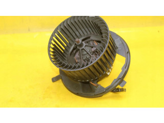 Вентилятор печки       Volkswagen Caddy
