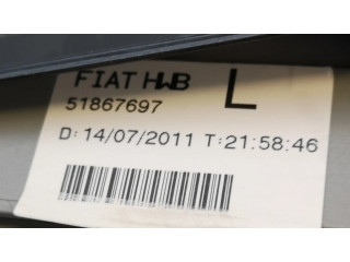 Блок предохранителей 51867697, 51839437 Fiat Doblo